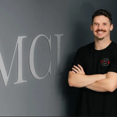 Photo of Mark Thompson, Head Coach